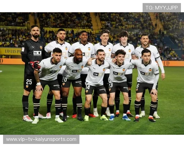 巴萨进攻体系日趋成熟——重塑经典,引领未来足球新潮流 巴萨进攻体系日趋成熟——重塑经典,引领未来足球新潮流